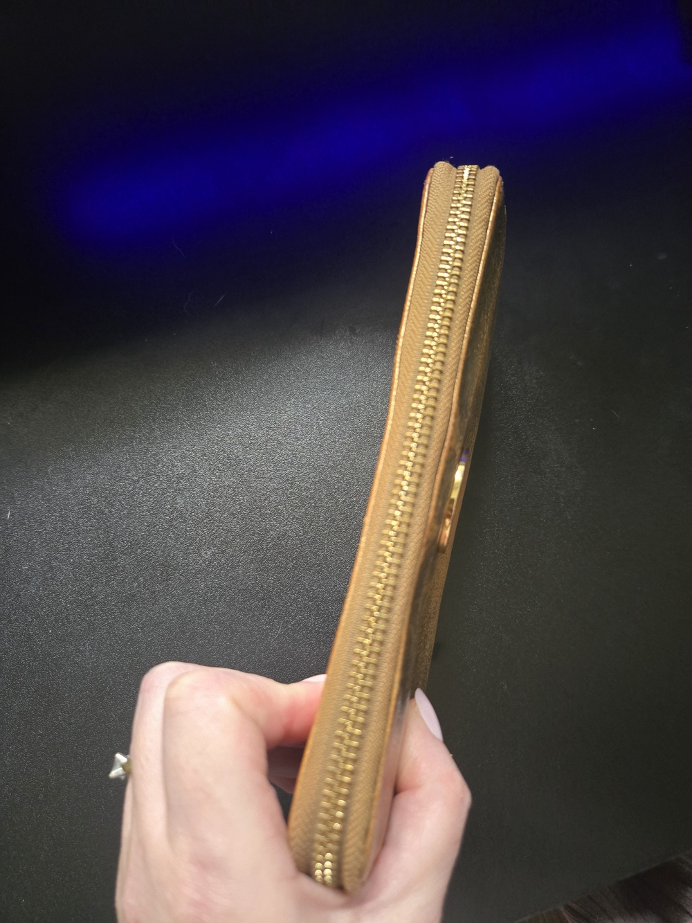 Tory Burch Metallic Gold Zip Around Wallet - Picture 3 of 11